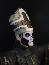 Ladda upp bild till gallerivisning, Ghost Papa Emeritus lll 2018 Knucklebonz Rock Iconz