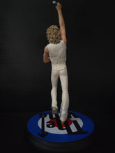 Load image into Gallery viewer, The Who Roger Daltrey 2009 Knucklebonz Rock Iconz