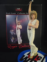 Load image into Gallery viewer, The Who Roger Daltrey 2009 Knucklebonz Rock Iconz