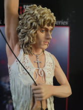 Load image into Gallery viewer, The Who Roger Daltrey 2009 Knucklebonz Rock Iconz