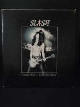 Cargar imagen en el visor de la galería, Guns N’ Roses Slash 2005 Knucklebonz Rock Iconz