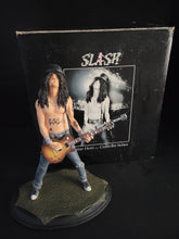 Cargar imagen en el visor de la galería, Guns N’ Roses Slash 2005 Knucklebonz Rock Iconz