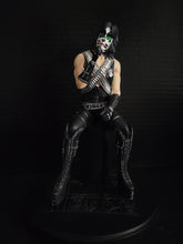 Načíst obrázek do prohlížeče Galerie, KISS Peter Criss Alive ll 2016 Knucklebonz Rock Iconz