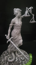 Indlæs billede til gallerivisning Metallica Lady Justice KnuckleBonz Statue 2021