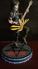 Load image into Gallery viewer, Motley Crue Knucklebonz Rock Iconz Mick Mars