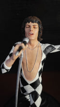 Load image into Gallery viewer, Queen knucklebonz Rock Iconz Freddie Mercury