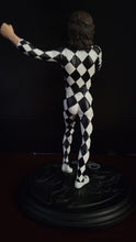 Load image into Gallery viewer, Queen knucklebonz Rock Iconz Freddie Mercury