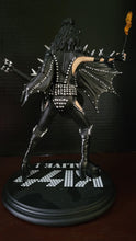 Carica l'immagine nel visualizzatore di Gallery, KISS Gene Simmons Alive 2017 Knucklebonz Rock Iconz