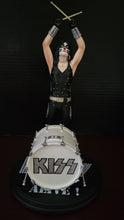 Carica l'immagine nel visualizzatore di Gallery, KISS 2017 Knucklebonz Rock Iconz Peter Criss KISS Alive!