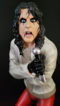 Load image into Gallery viewer, Alice Cooper 2017 Knucklebonz Rock Iconz