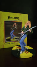 Carica l'immagine nel visualizzatore di Gallery, Megadeth 2017 Knucklebonz Rock Iconz Dave Mustaine