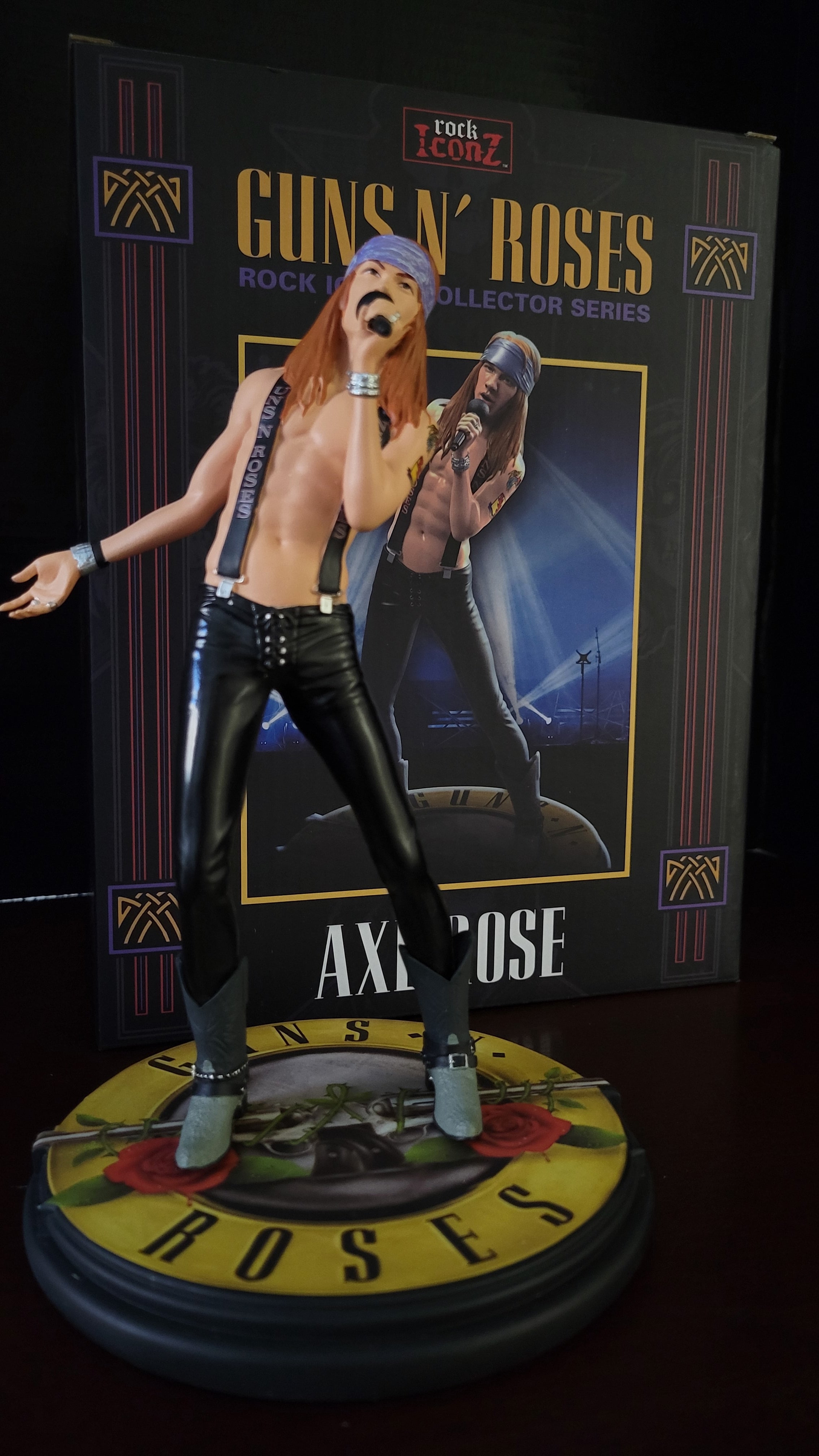 Guns N' Roses Axl Rose 2018 Knucklebonz Rock Iconz Izzy Rock Collectibles Guns N' Roses Axl Rose 2018 Knucklebonz Rock Iconz Izzy Rock Collectibles