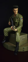 Load image into Gallery viewer, Elvis Presley 2009 Knucklebonz Rock Iconz