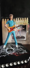 Indlæs billede til gallerivisning Queen John Deacon 2021 Knucklebonz Rock Iconz
