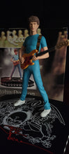 Indlæs billede til gallerivisning Queen John Deacon 2021 Knucklebonz Rock Iconz
