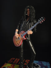 Carica l&#39;immagine nel visualizzatore di Gallery, Guns N’ Roses Slash 2022 Knucklebonz Rock Iconz
