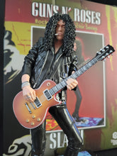 Muat gambar ke penampil Galeri, Guns N’ Roses Slash 2022 Knucklebonz Rock Iconz
