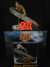 Cargar imagen en el visor de la galería, Ozzy Bark Of The Moon 2019 Knucklebonz Rock Iconz
