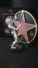 Indlæs billede til gallerivisning Rush Starman 2009 Gold - Very limited Knucklebonz Rock Iconz
