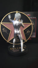 Indlæs billede til gallerivisning Rush Starman 2009 Gold - Very limited Knucklebonz Rock Iconz

