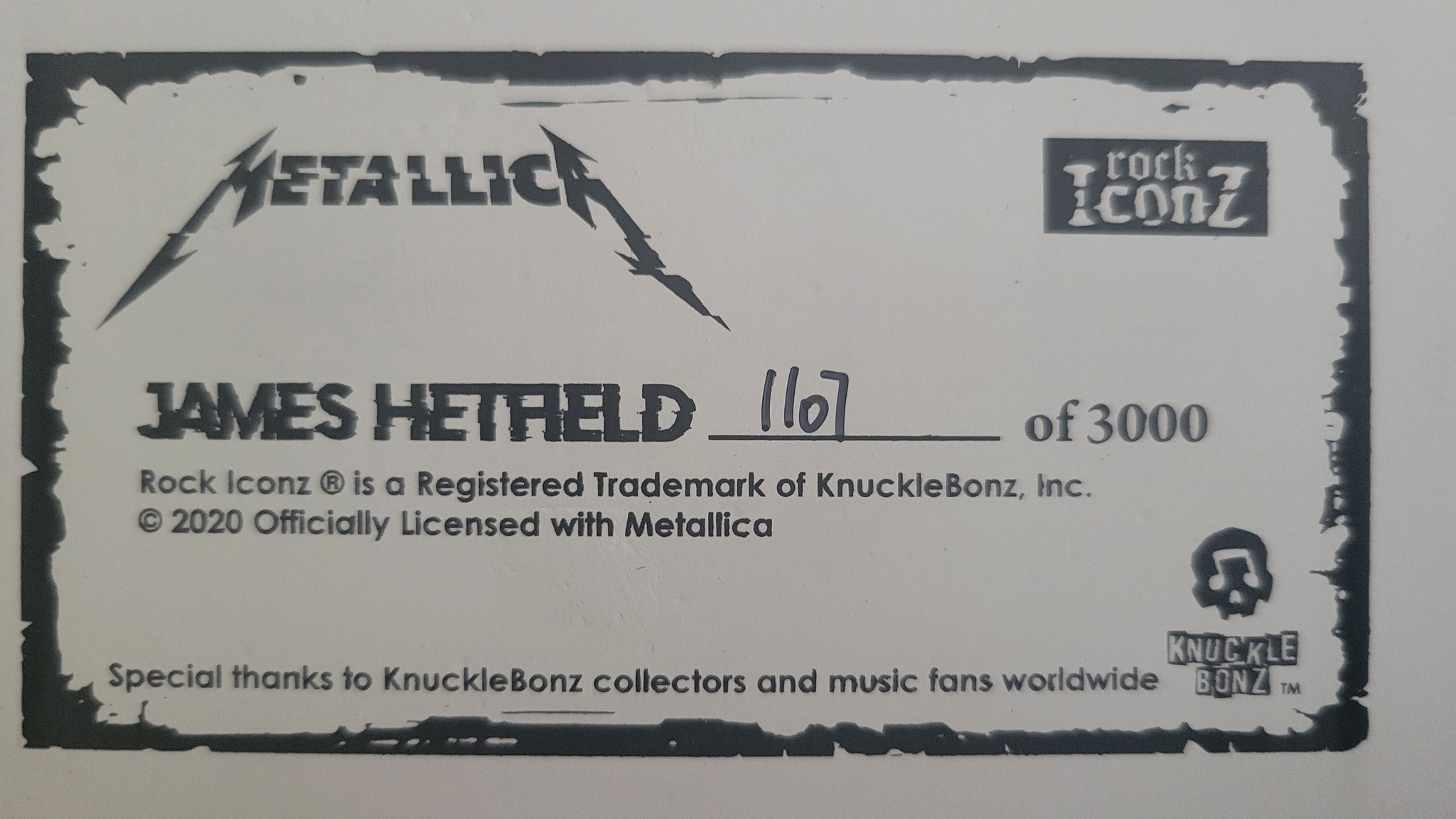 Metallica James Hetfield 2020 Knucklebonz Rock Iconz – Izzy Rock