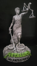 Indlæs billede til gallerivisning Metallica Lady Justice KnuckleBonz Statue 2021

