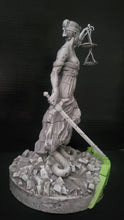 Indlæs billede til gallerivisning Metallica Lady Justice KnuckleBonz Statue 2021
