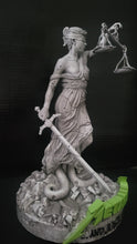 Indlæs billede til gallerivisning Metallica Lady Justice KnuckleBonz Statue 2021

