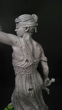 Indlæs billede til gallerivisning Metallica Lady Justice KnuckleBonz Statue 2021
