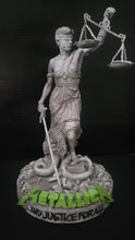 Indlæs billede til gallerivisning Metallica Lady Justice KnuckleBonz Statue 2021
