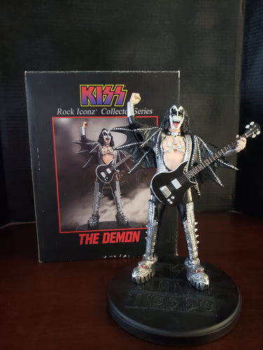 Kiss 2016 Alive 2 Gene Simmons Knucklebonz Rock Iconz