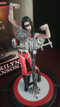 Cargar imagen en el visor de la galería, Marilyn Manson 2019 Knucklebonz Rock Iconz
