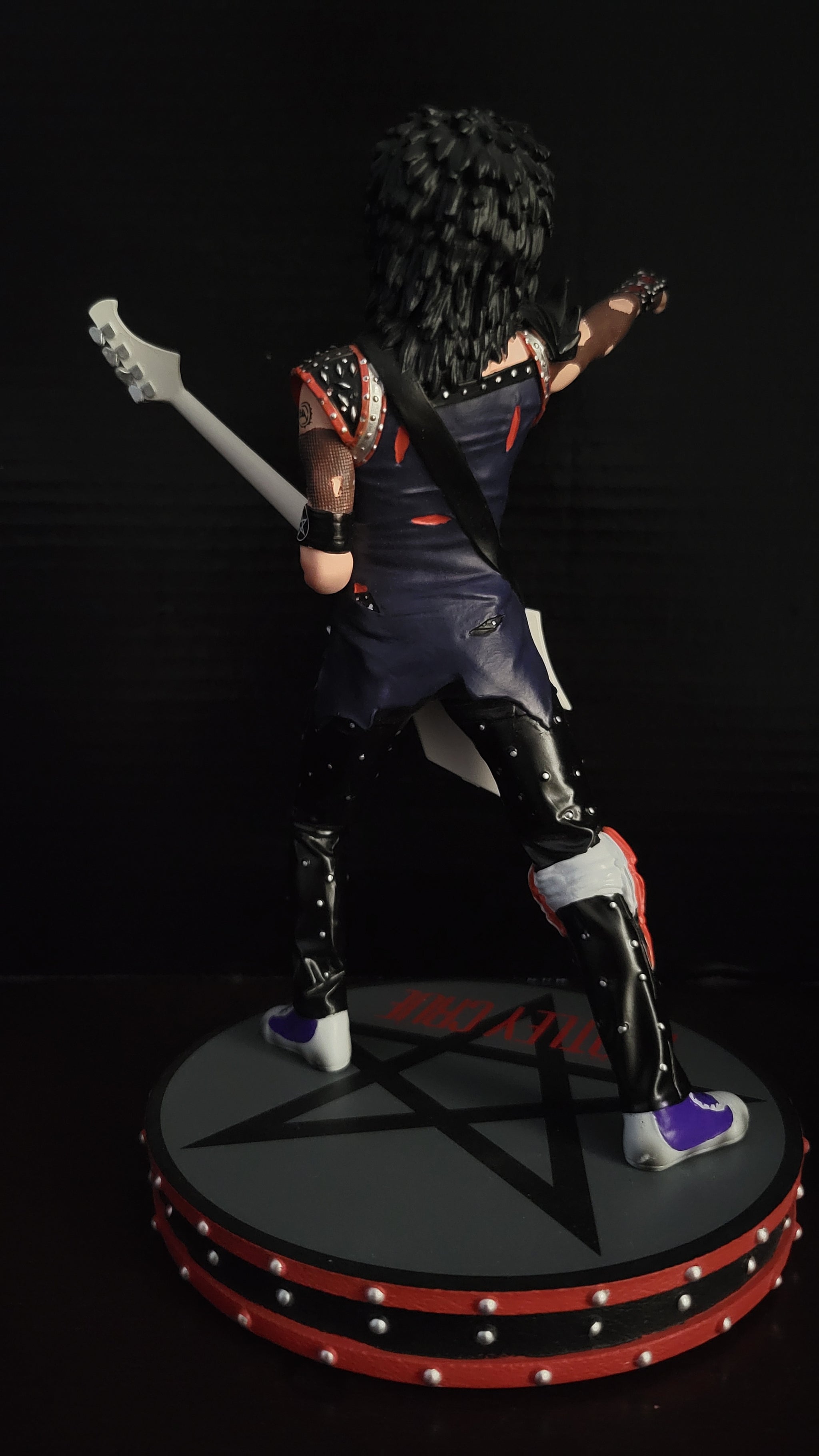 Motley Crue 2018 Knucklebonz Rock Iconz Nikki Sixx #543/3000