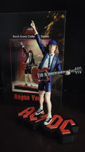 Carregar imagem no visualizador da galeria, AC/DC 2019 Knucklebonz Rock Iconz Angus Young in stock #291/3000
