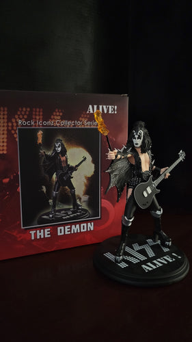 KISS 2017 Knucklebonz Rock Iconz Gene Simmons KISS Alive! 