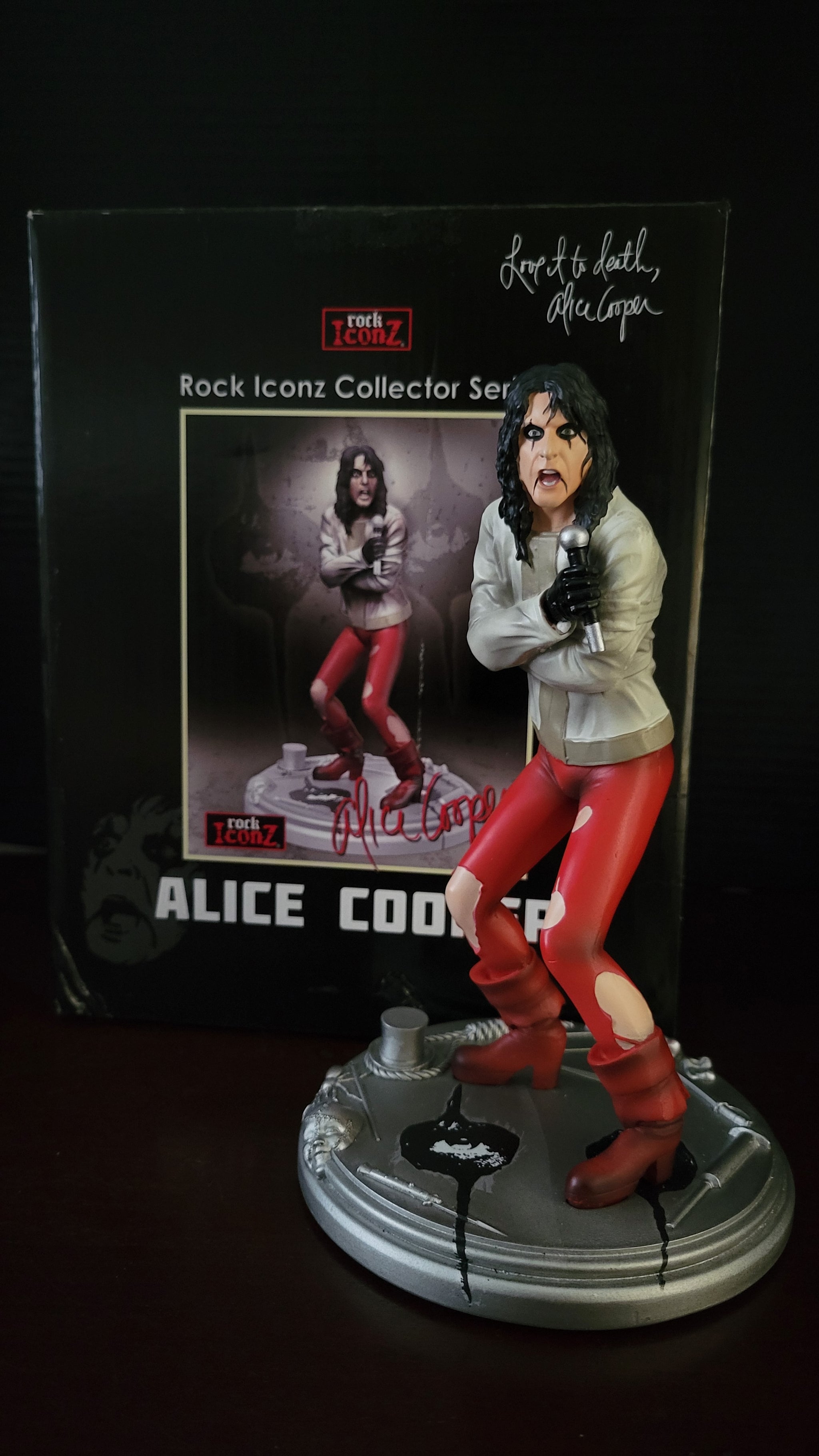 Alice Cooper 2017 Knucklebonz Rock Iconz – Izzy Rock Collectibles