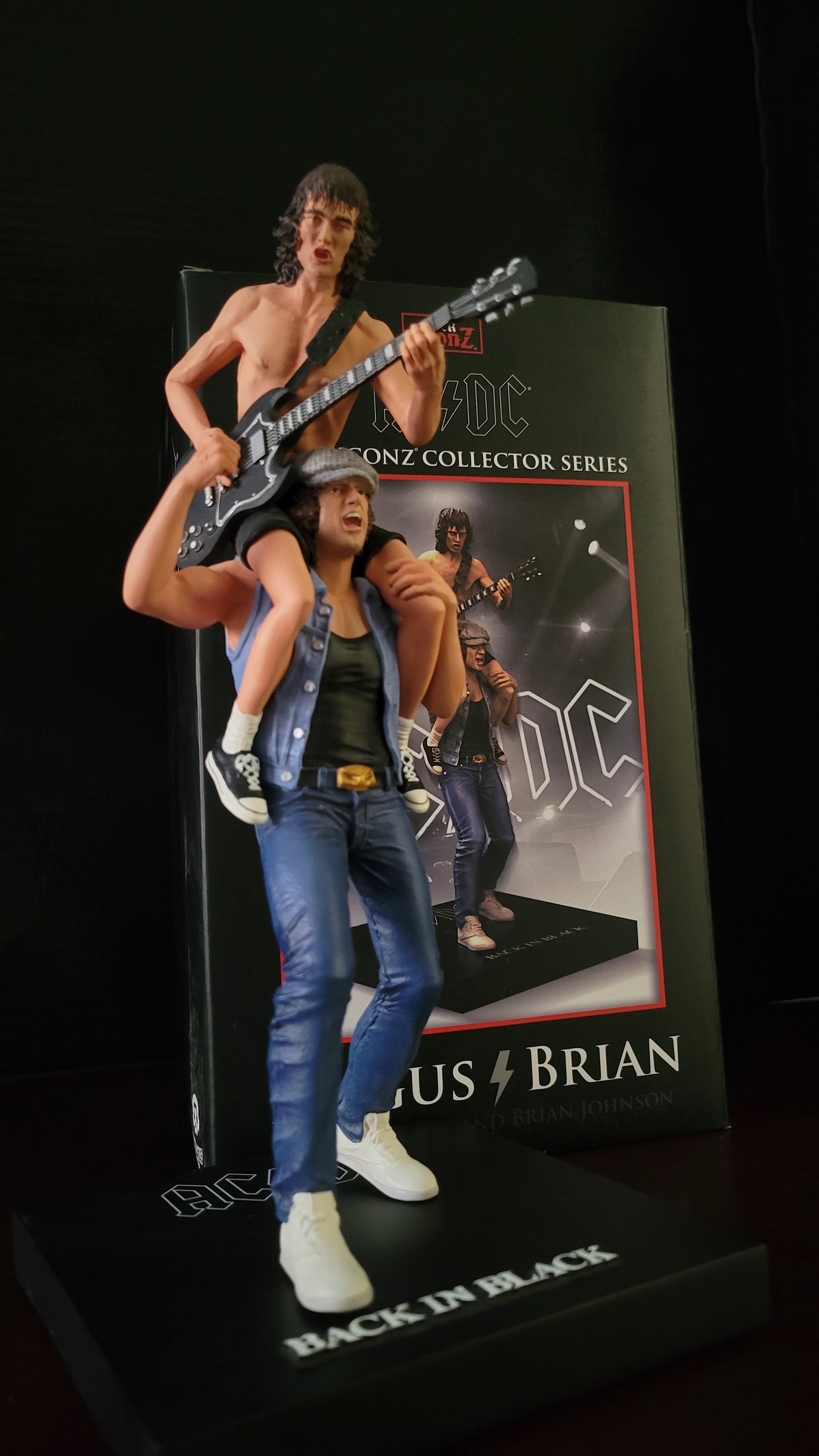 AC/DC (ACDC) Angus and Brian 2021 Knucklebonz Rock Iconz – Izzy Rock ...