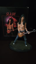 Indlæs billede til gallerivisning Guns N’ Roses Slash 2005 Knucklebonz Rock Iconz
