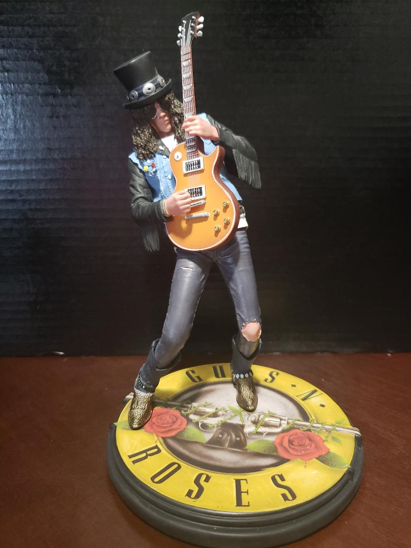 GUNS N’ ROSES SLASH フィギュア 81rHbmd0rJL._UF350,350_QL80_.jpg